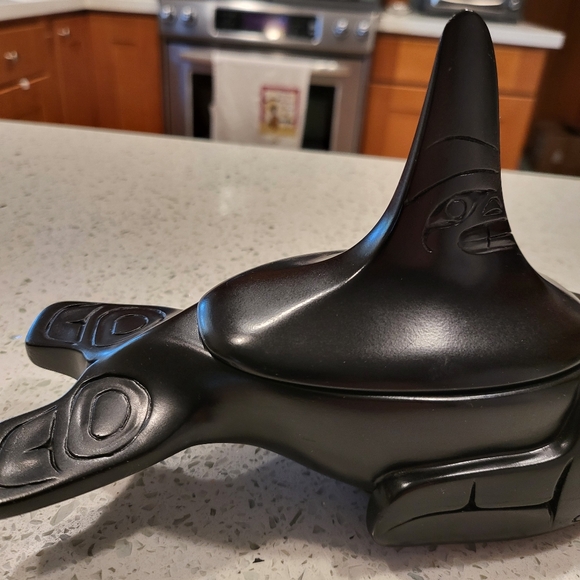 Vintage Pearlite Orca Trinket Box - Picture 7 of 9